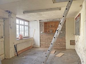 Photo 18- click for photo gallery